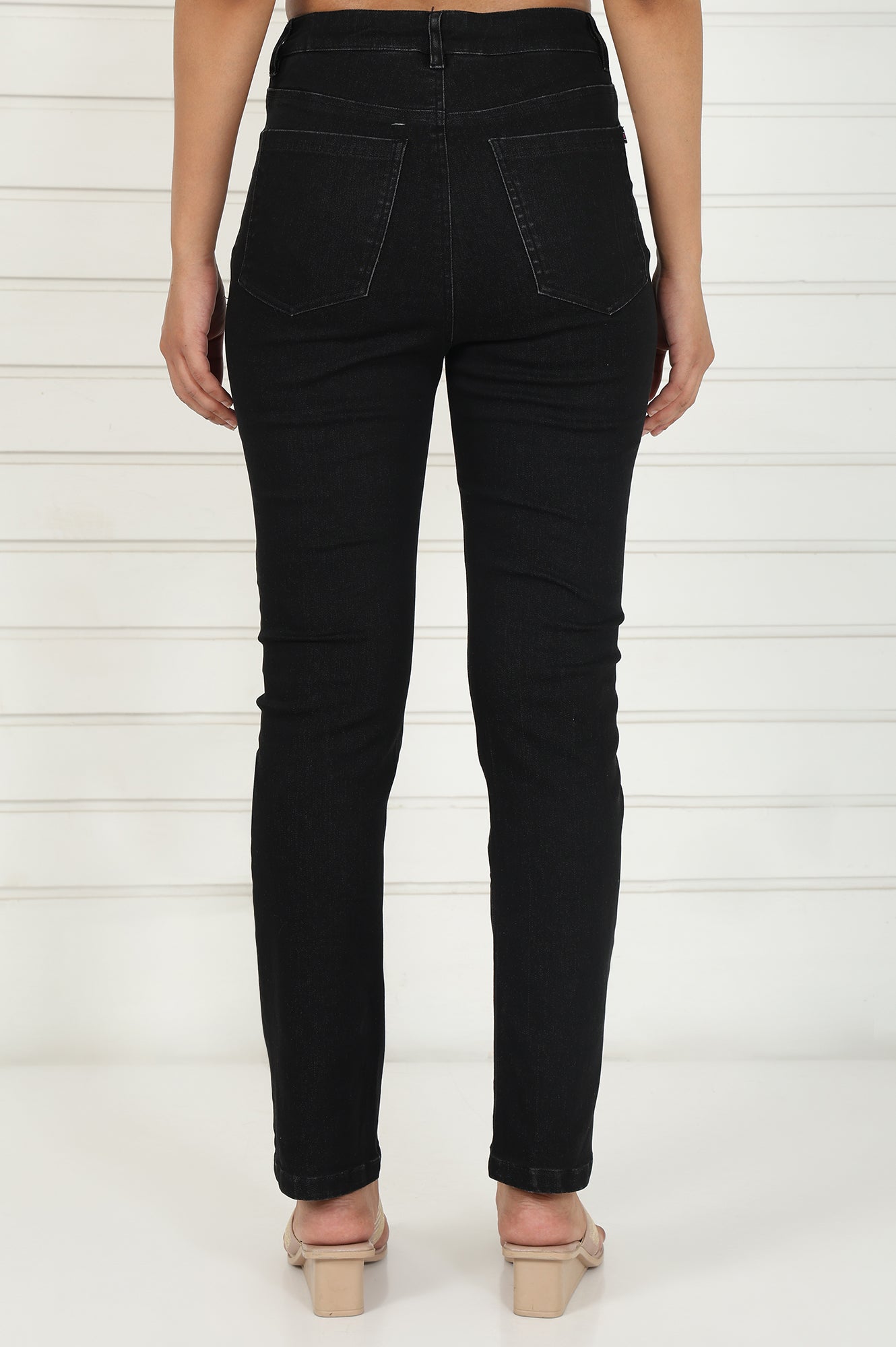 Black Denim Lycra Mid Rise Ankle Length Straight Pant with YKK Zipper