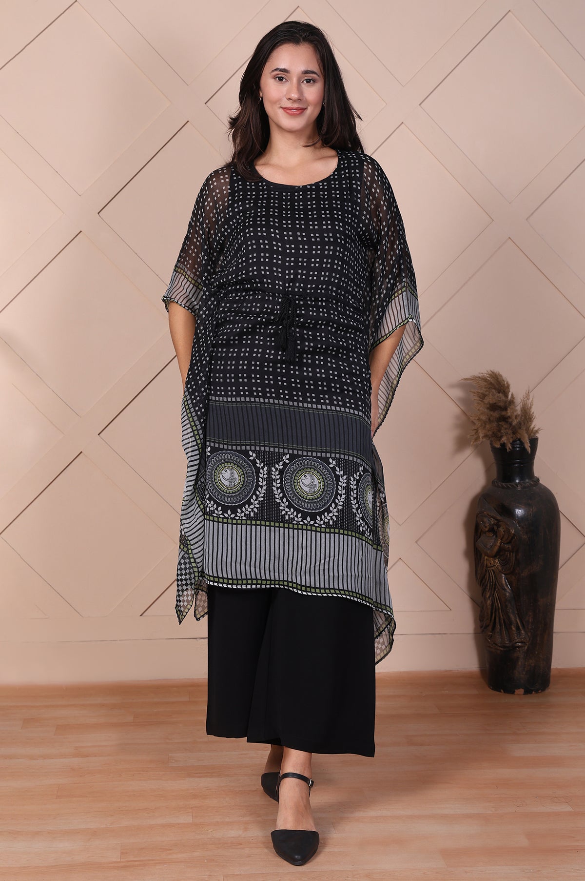 Black Solid High Rise Ankle Length Wide Leg Boss Pants