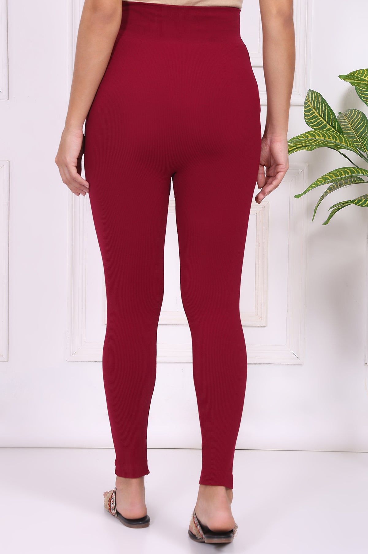 Maroon Textured Skinny Fit Tights