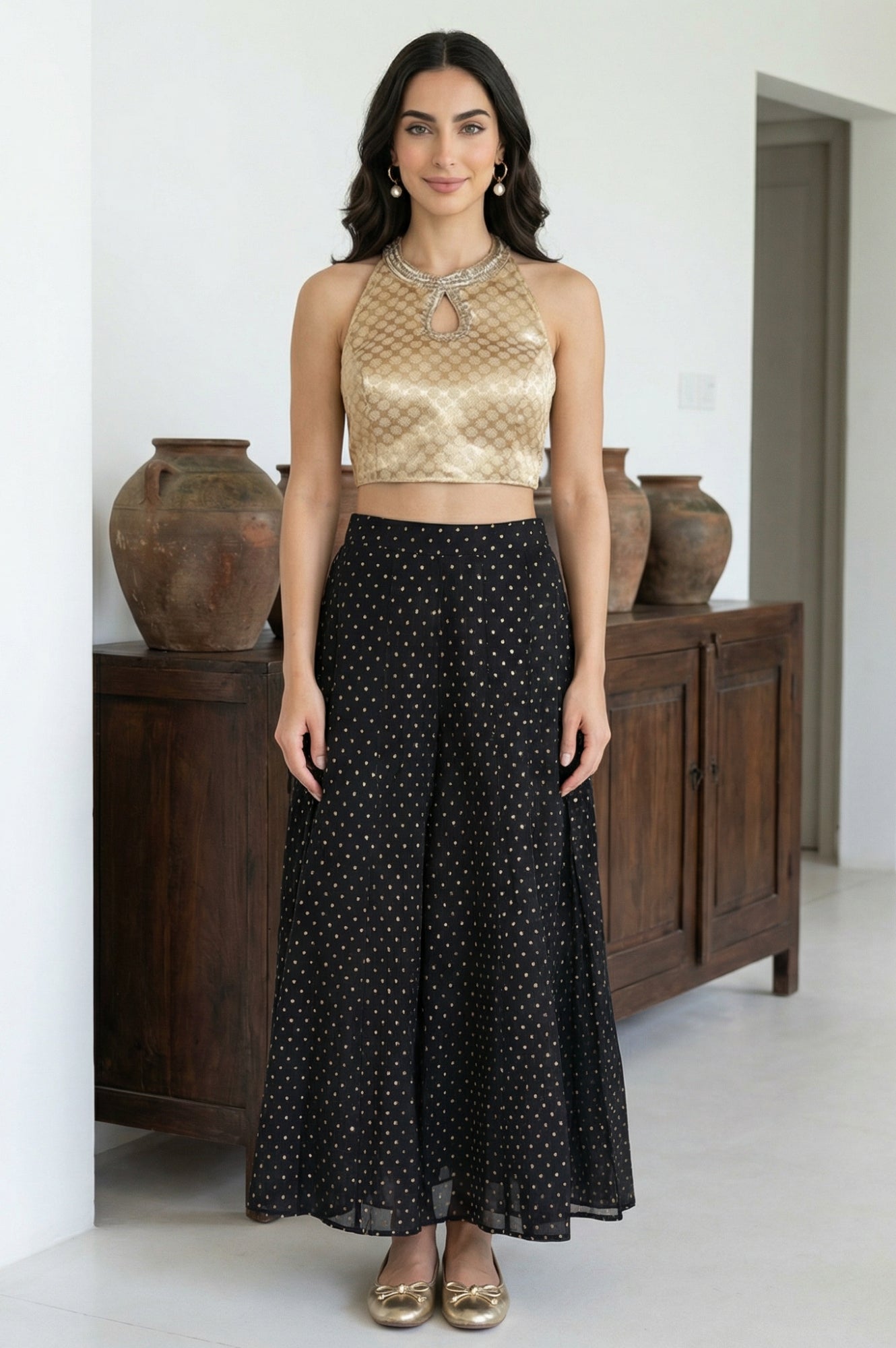 Black Solid Chanderi Wide Leg Ankle Length Culottes