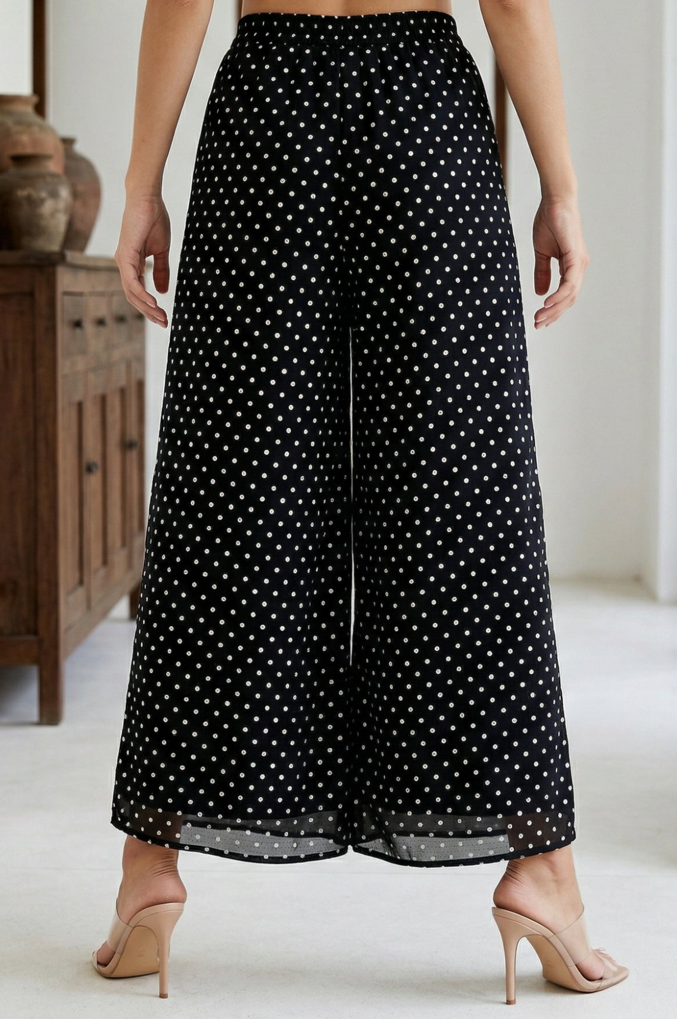 Black Solid Chanderi Wide Leg Ankle Length Culottes