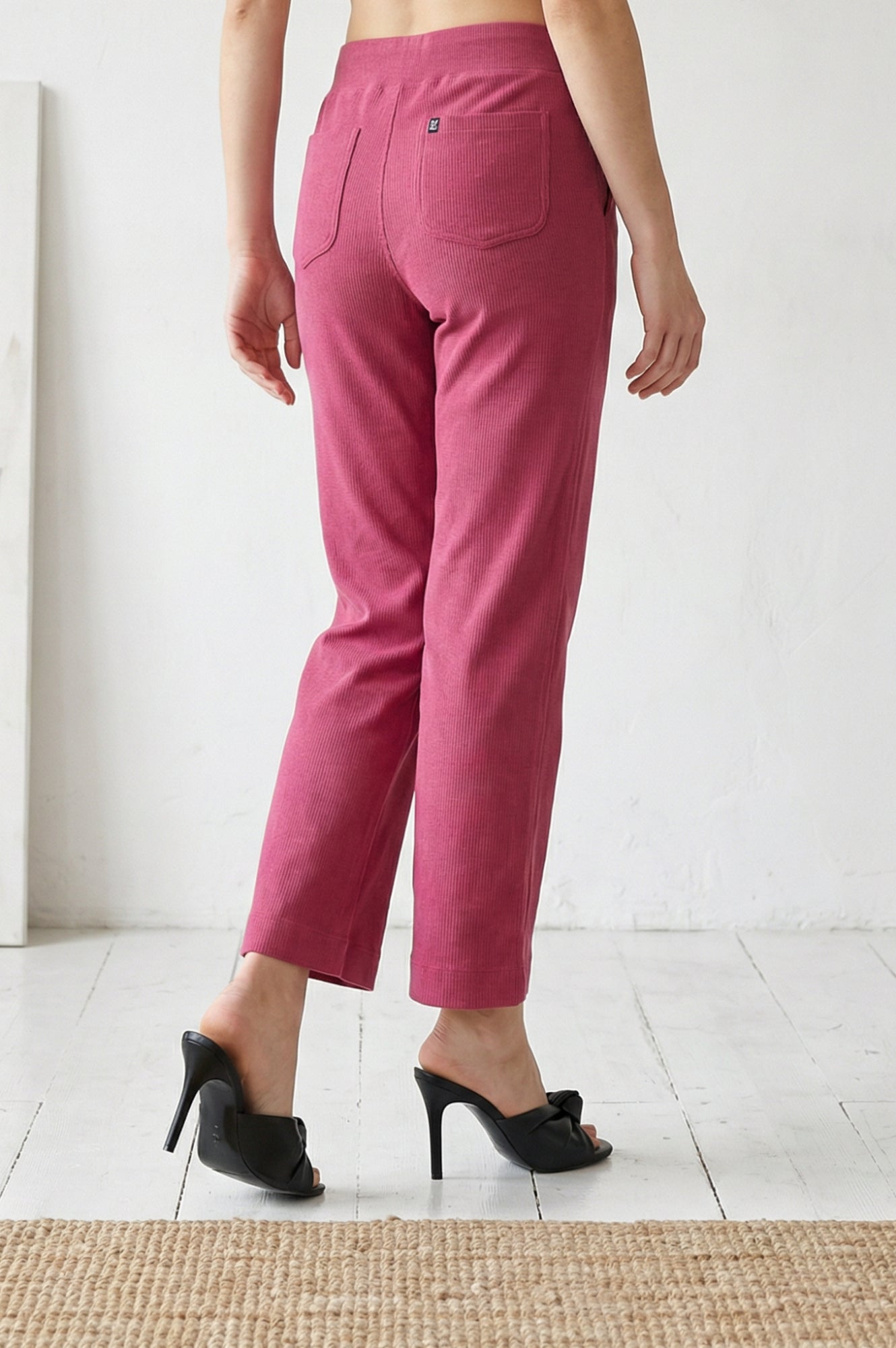 Magenta Solid Cotton Blend Ankle Length Flared Pants