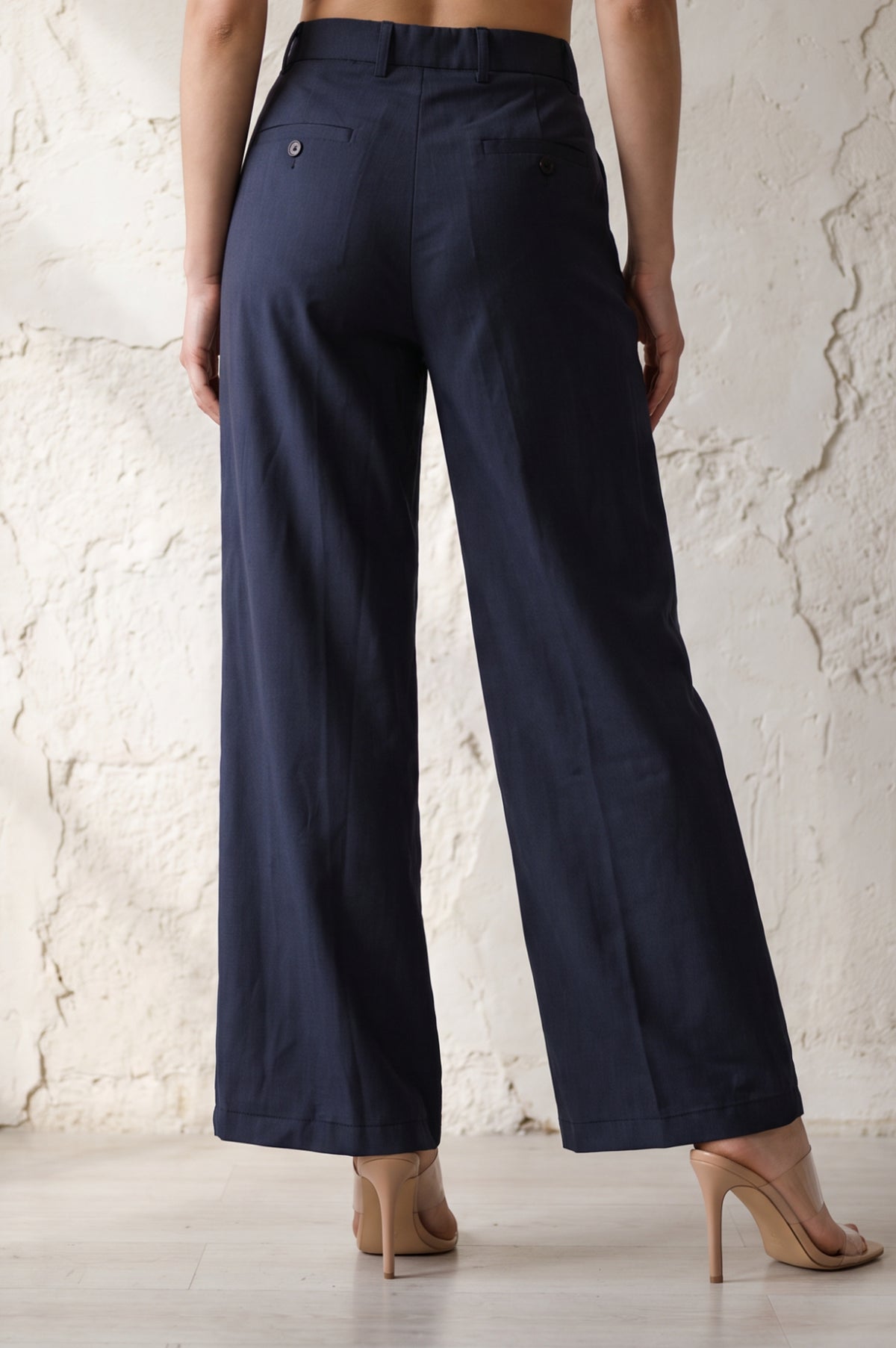 Taupe Solid Straight Fit Ankle Length Pants