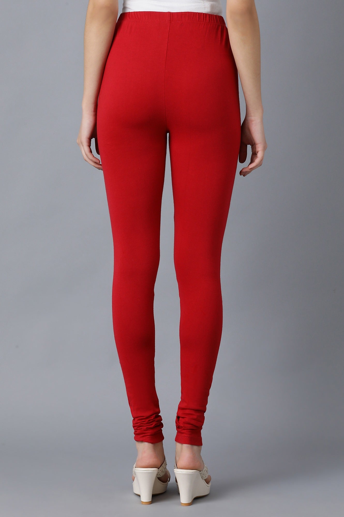 Red knitted Churidar