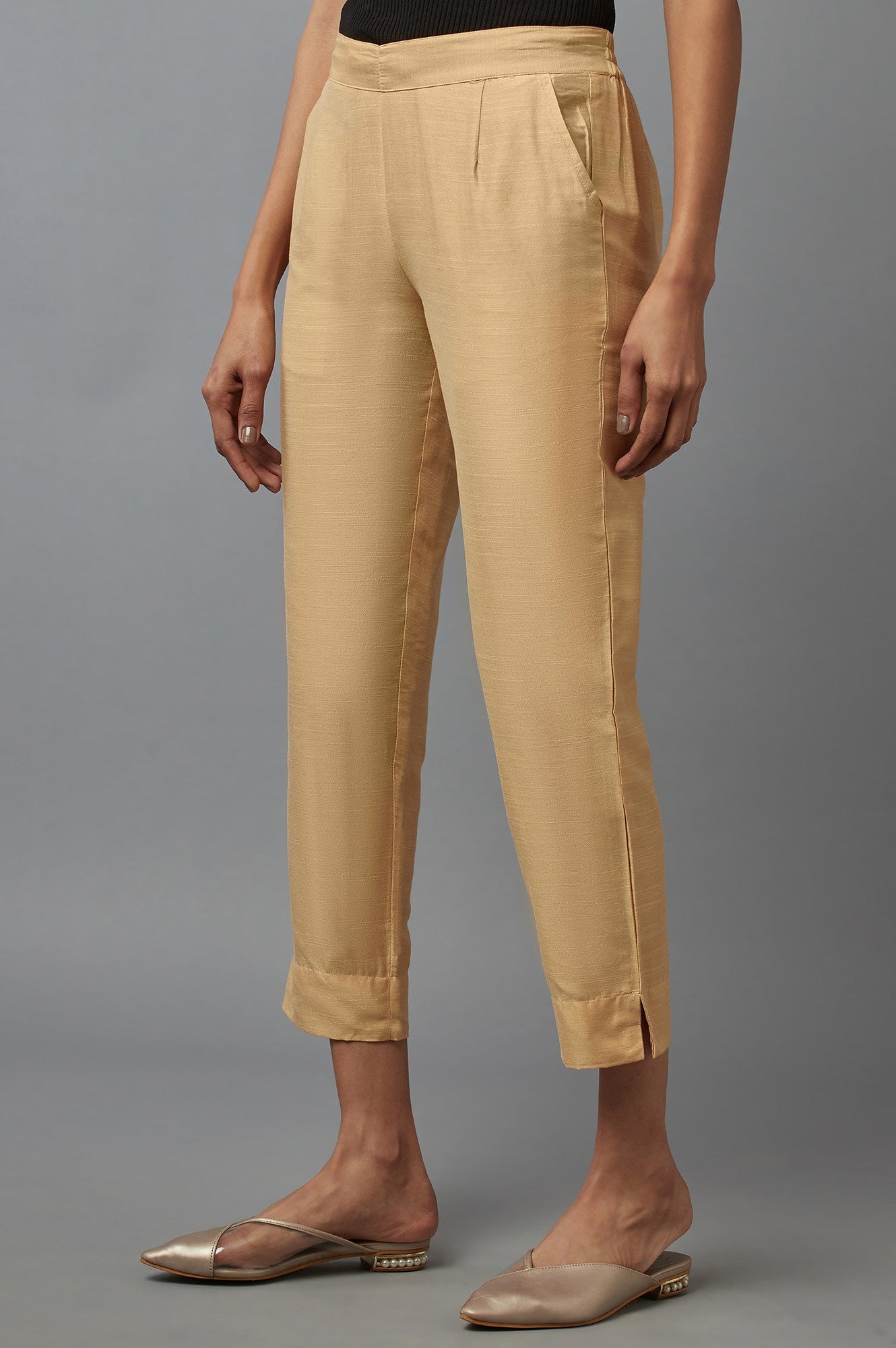 Gold Solid Straight Fit Calf Length Mid Rise Trousers