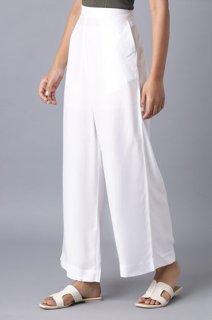 White Solid Relaxed Fit Ankle Length High Rise Palazzo