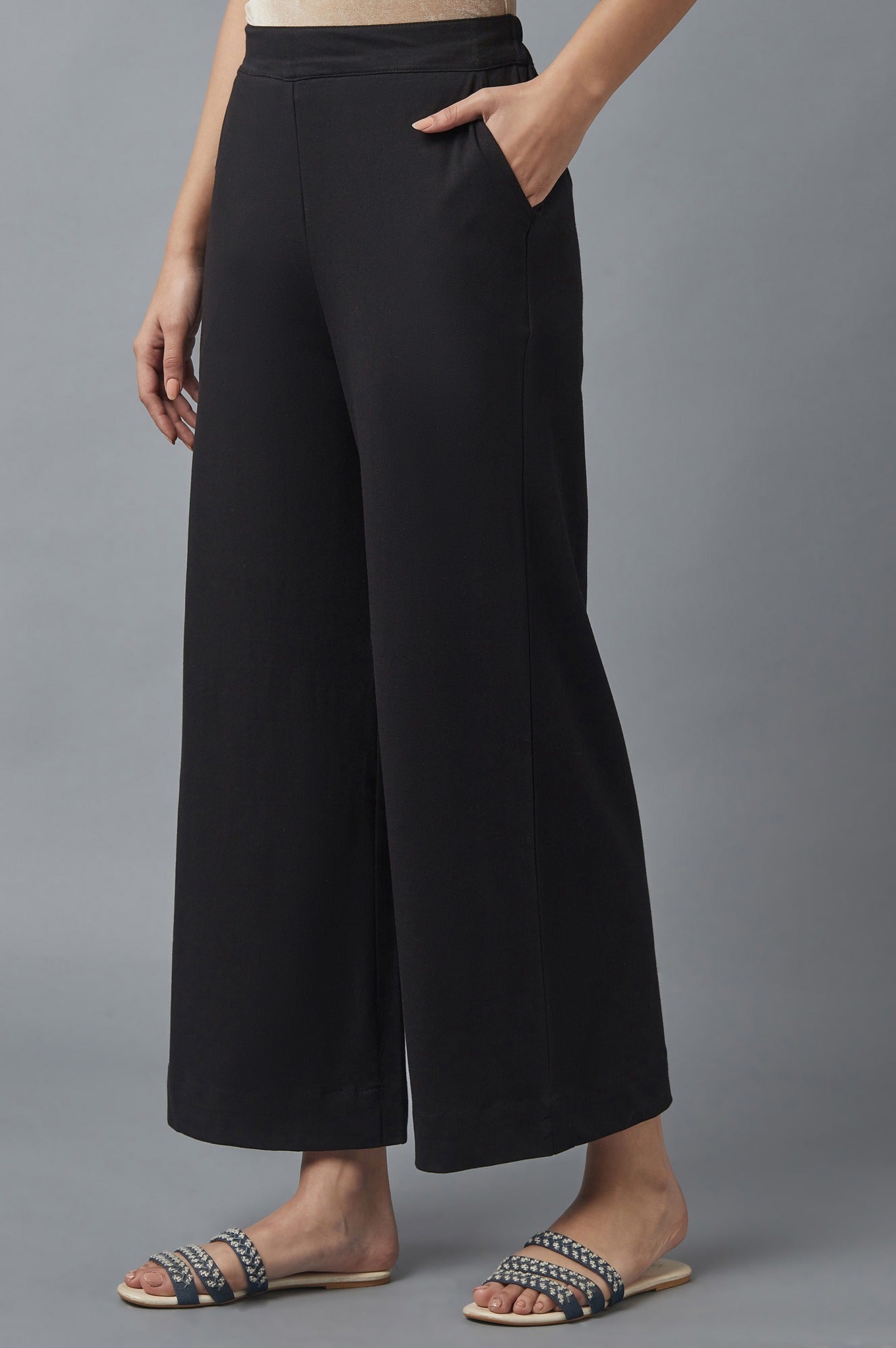 Buy Black Solid Straight Fit Cotton Palazzo With Side Pockets