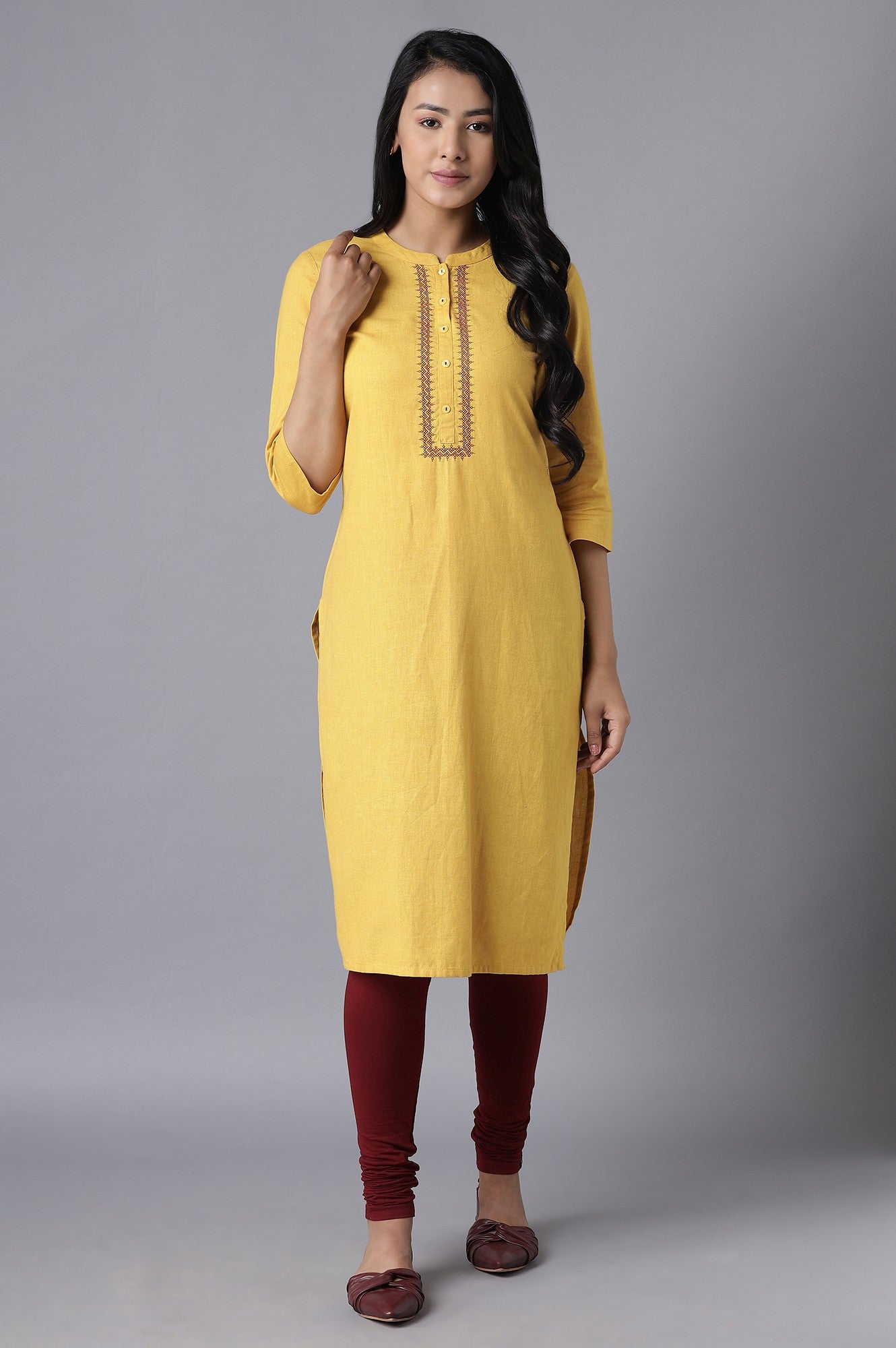 Maroon Skin Fit Churidar