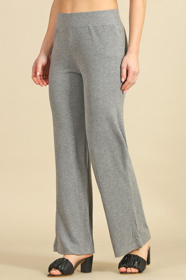 Grey Solid Straight Fit Pants With Slip On Closure