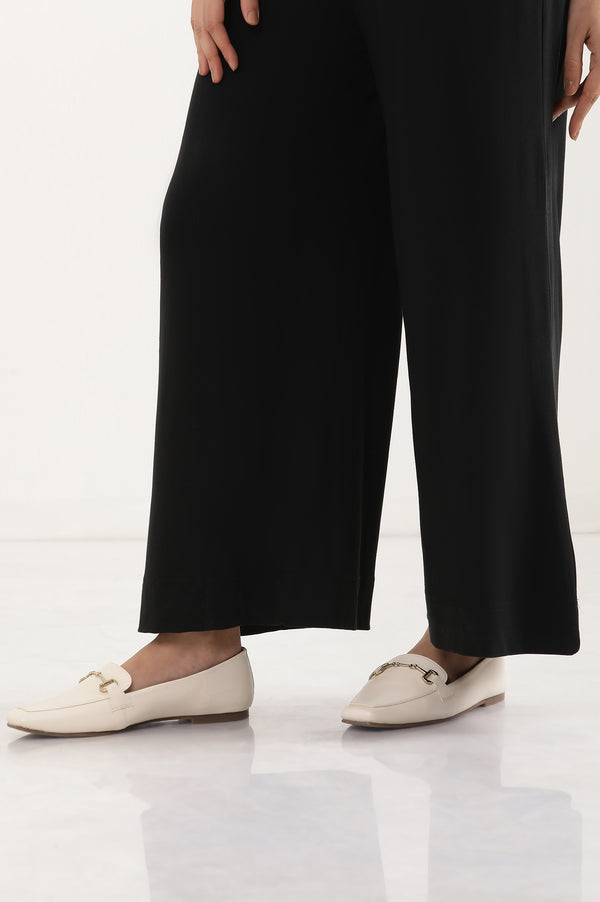 Black Solid Flared Pants With Smocked Waistbelt
