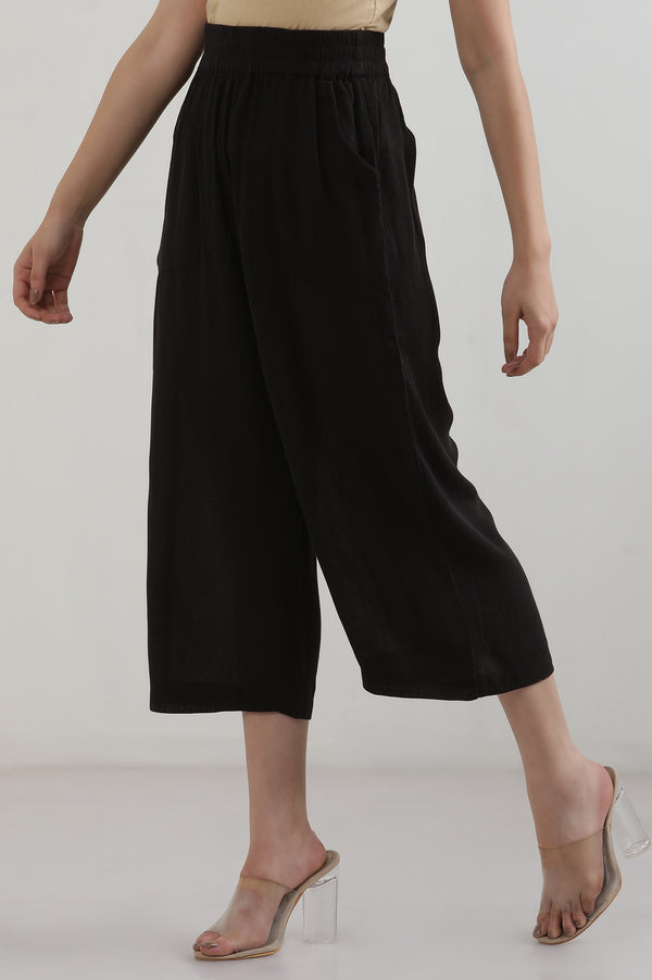 Black Solid Flared Rayon Culottes With Elasticated Waist