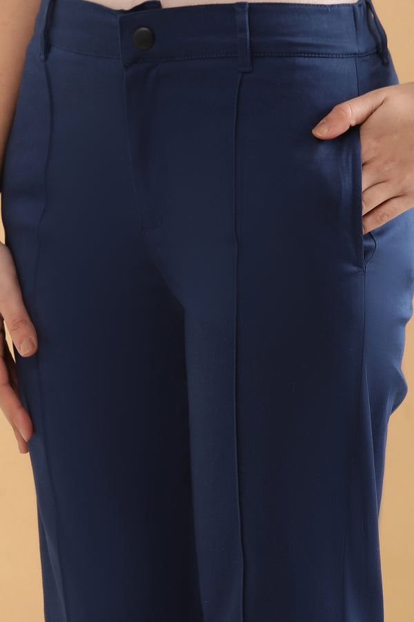 Blue Solid Straight Fit Cotton Pants With Pintuck Detail