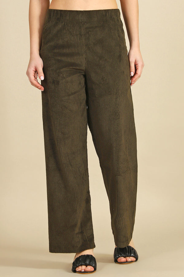 Dark Green Solid Straight Fit Cotton Pants