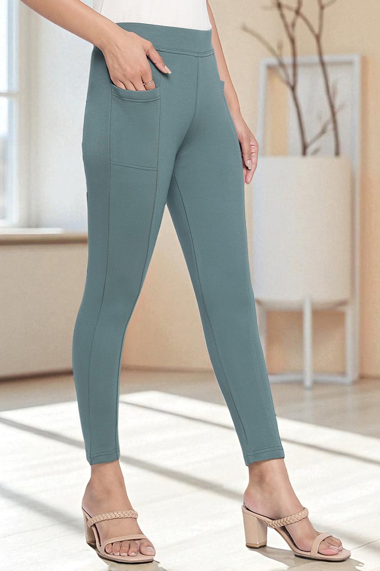 Green Solid Calf Length Tights