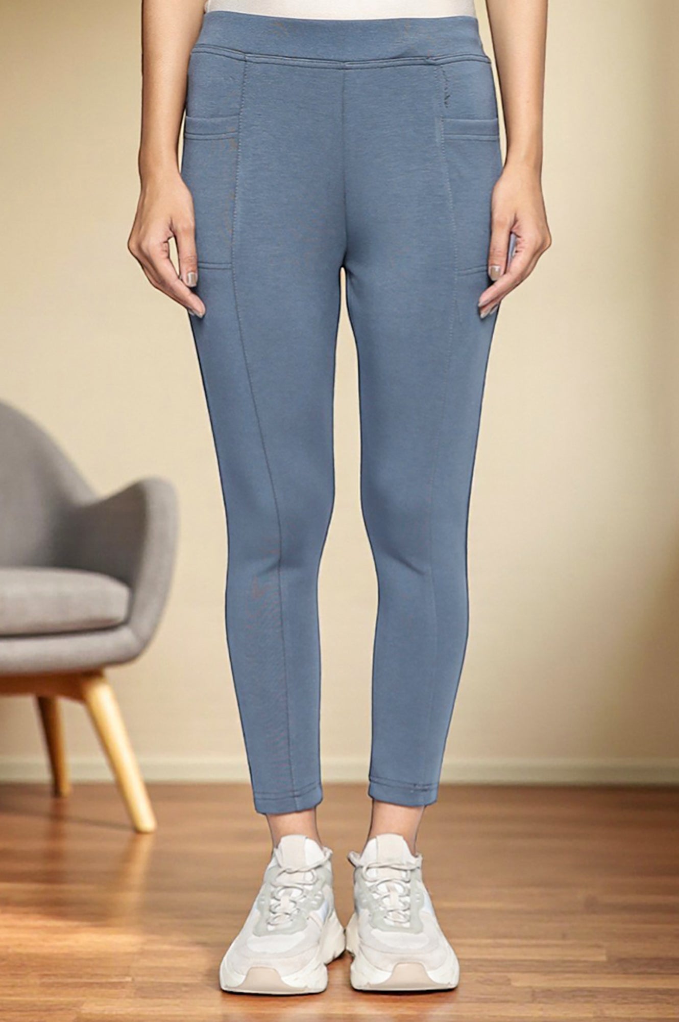 Grey Solid Mid-rise Ankle Length Yoga Tights
