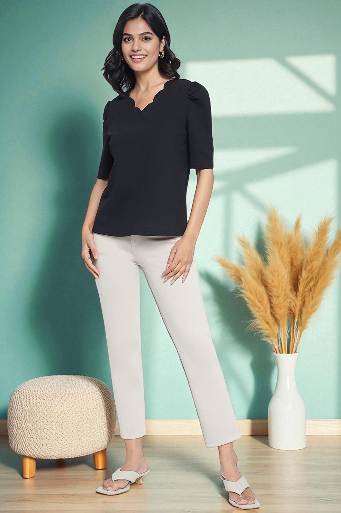 Tan Solid Mid Rise Trouser in Ankle Length