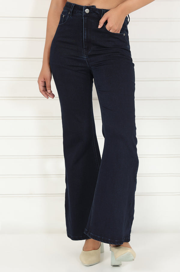 Blue Denim Lycra Mid Rise Ankle Length Flared Pants with YKK Zipper