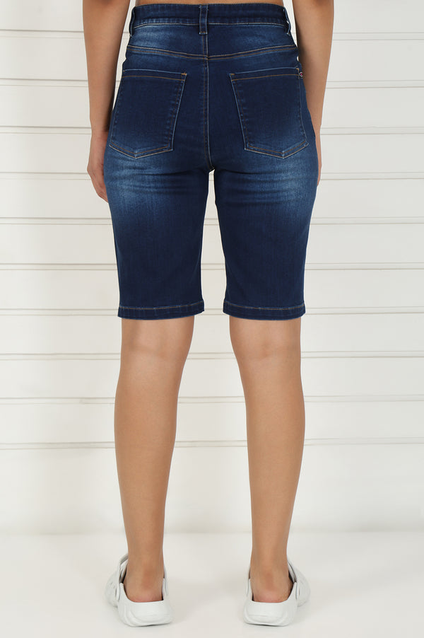 Blue Denim Lycra Mid Rise Mid Thigh Length Shorts with YKK Zipper