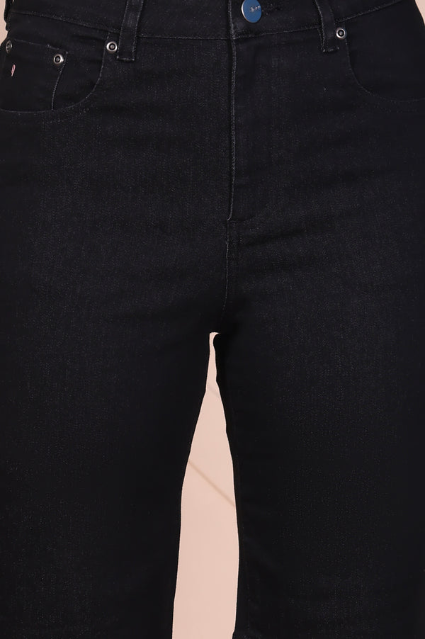 Black Solid Denim Lycra Straight Fit Shorts