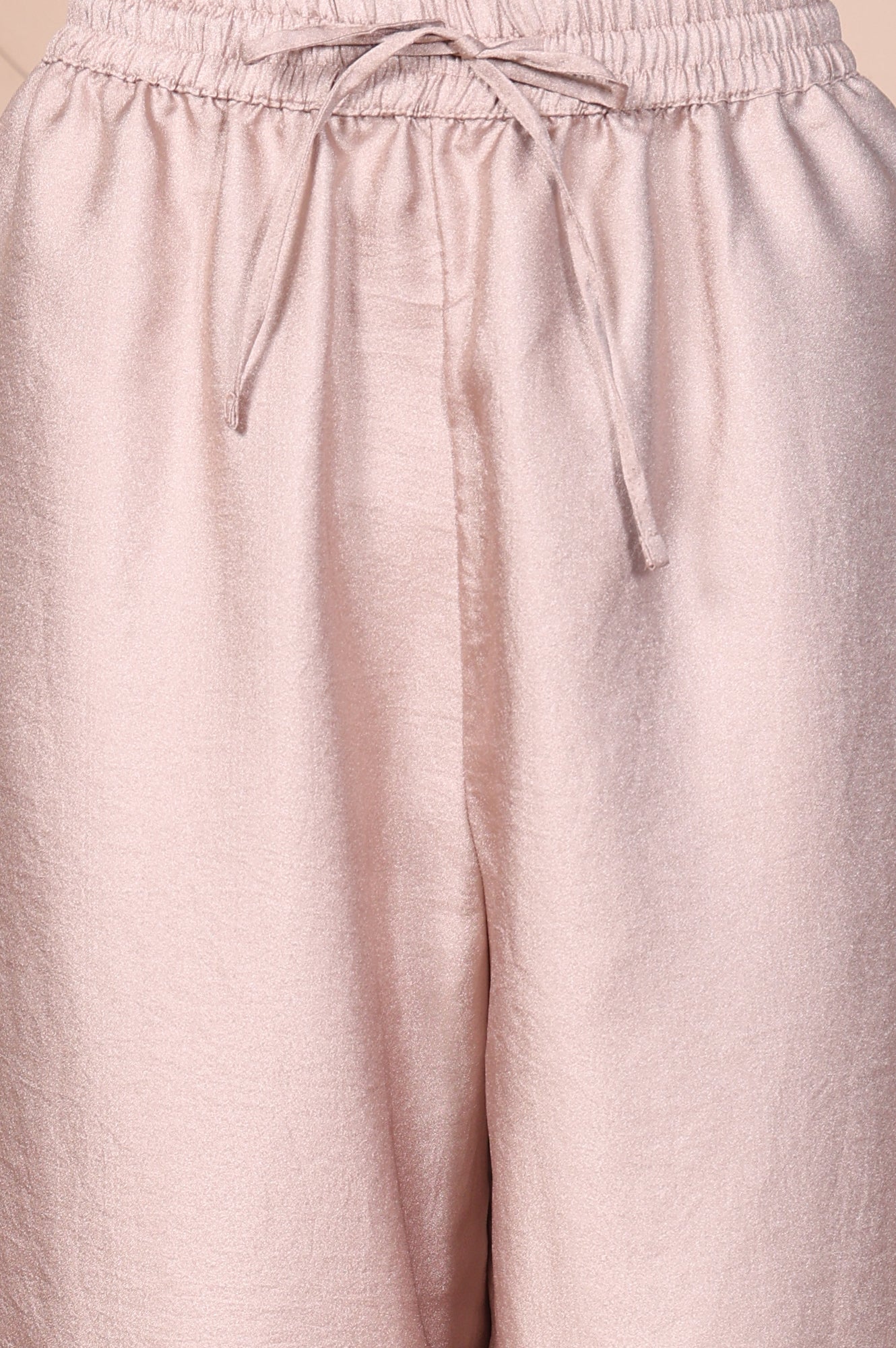 Mauve Solid Tapered Pant