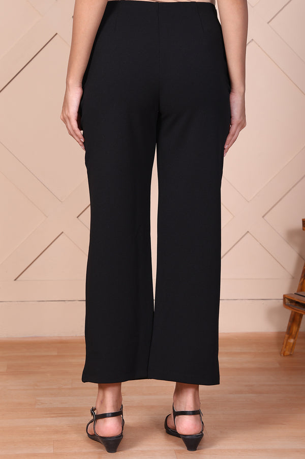 Black Solid Wide-Leg Trouser