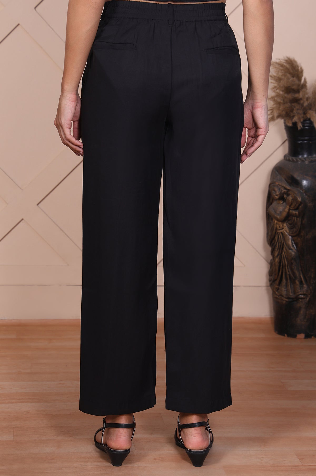 Black Solid High Rise Ankle Length Wide Leg Boss Pants