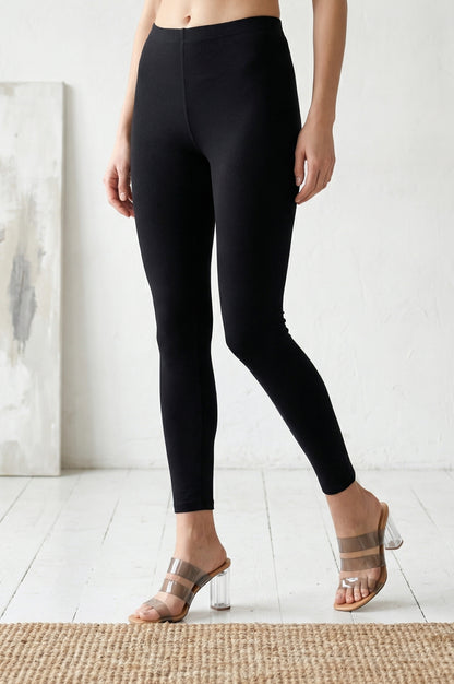 Black Solid Cotton Lyrca Skinny Fit Ankle Length Leggings