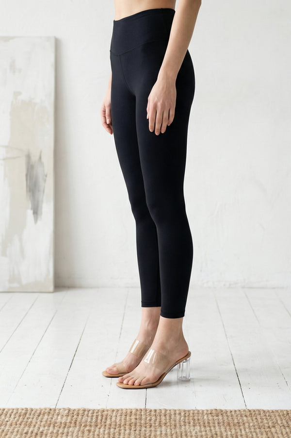 Black Solid Cotton Lyrca Skinny Fit Ankle Length Leggings