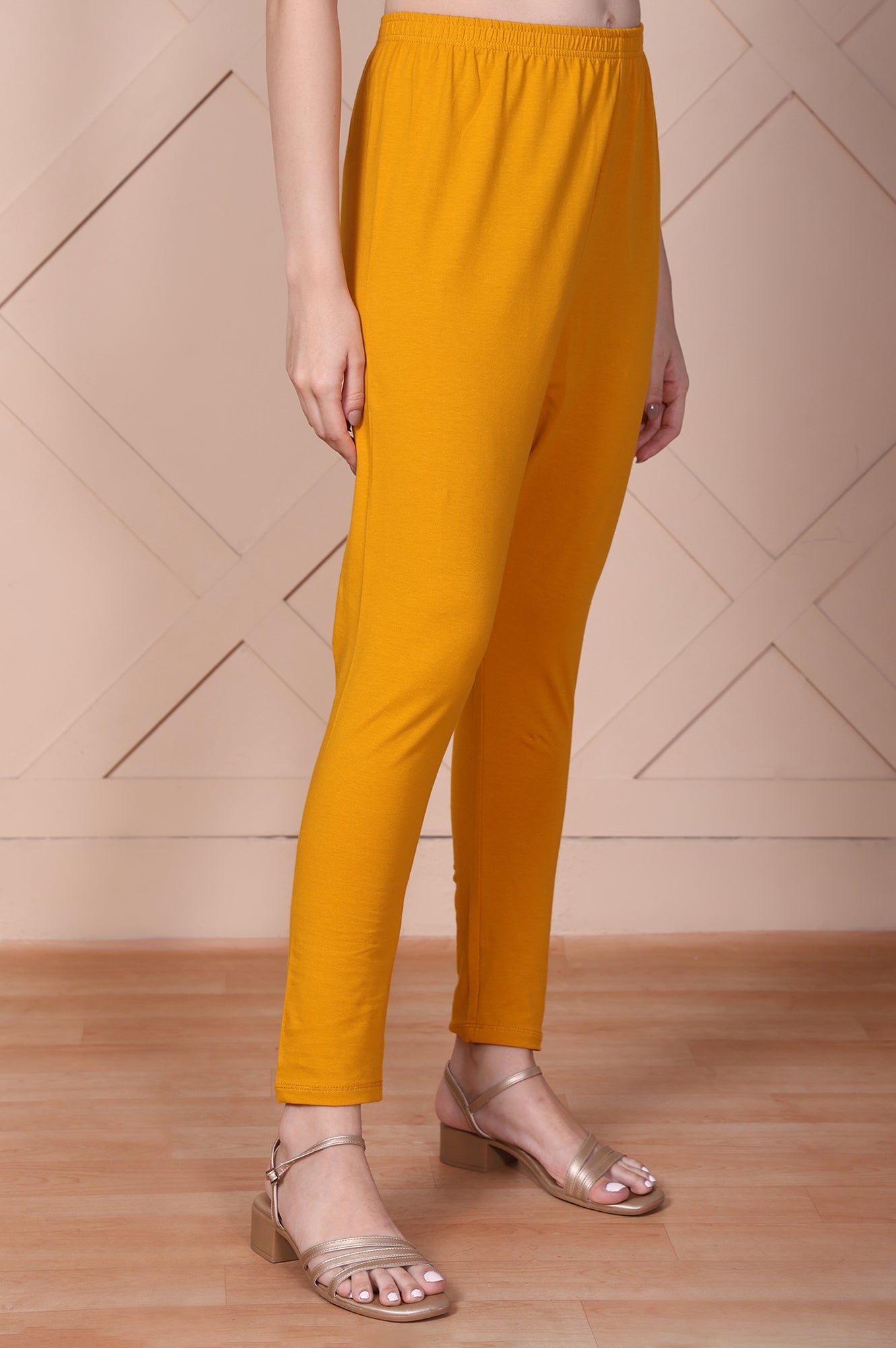 Mustard Solid High-Waisted Cotton Tights