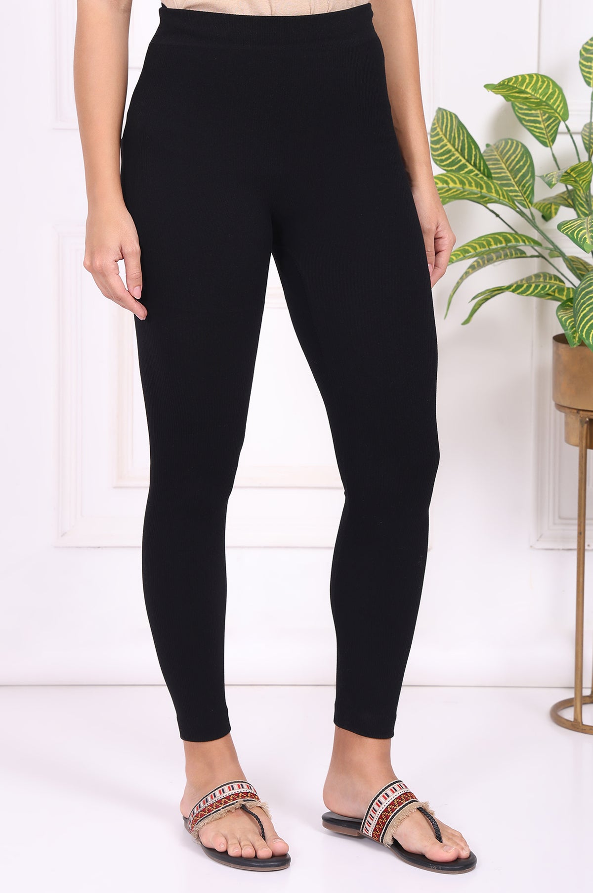 Black Textured Skinny Fit Tights
