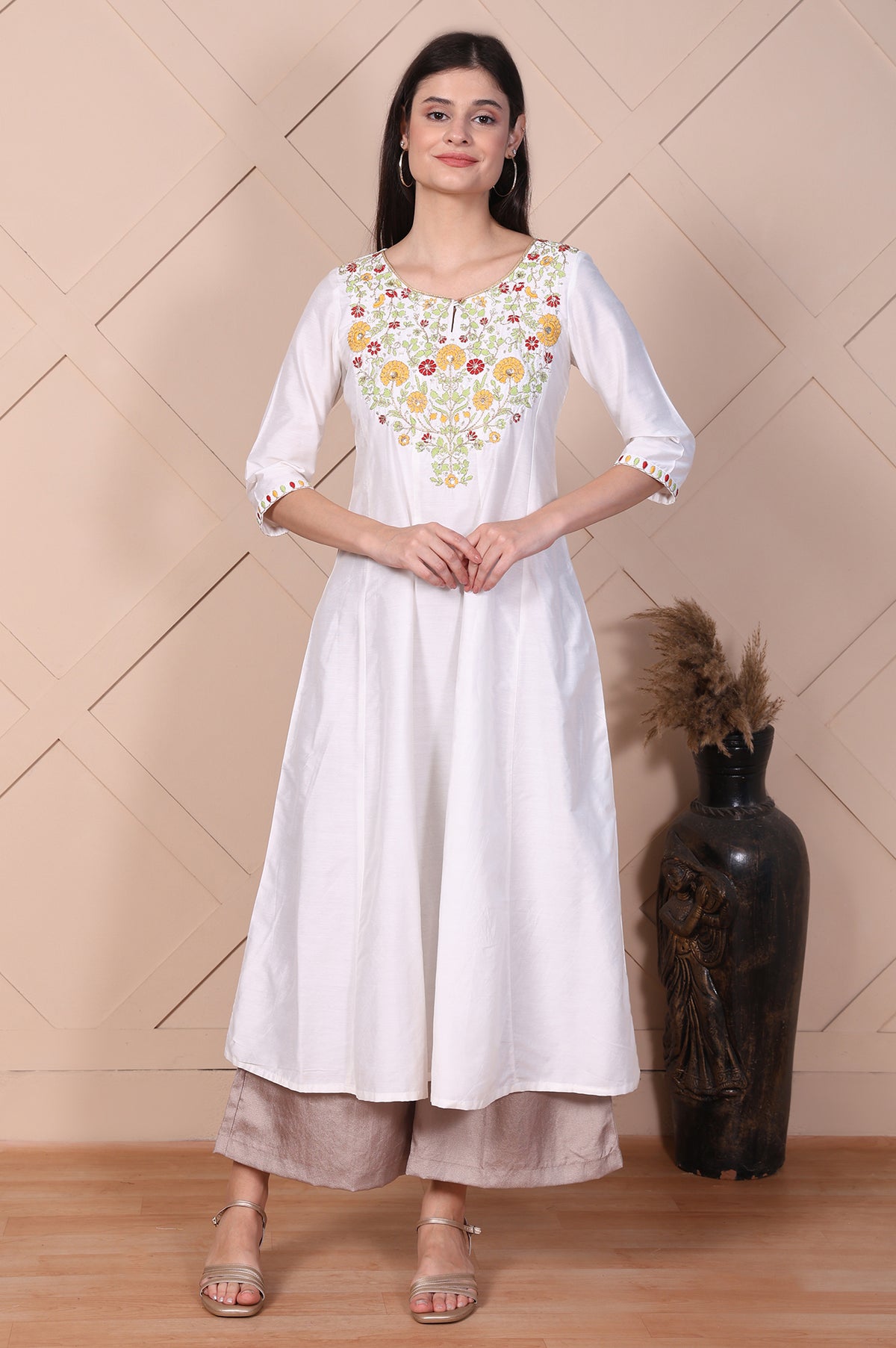 Beige Solid High Rise Ankle Length Wide Leg Trouser