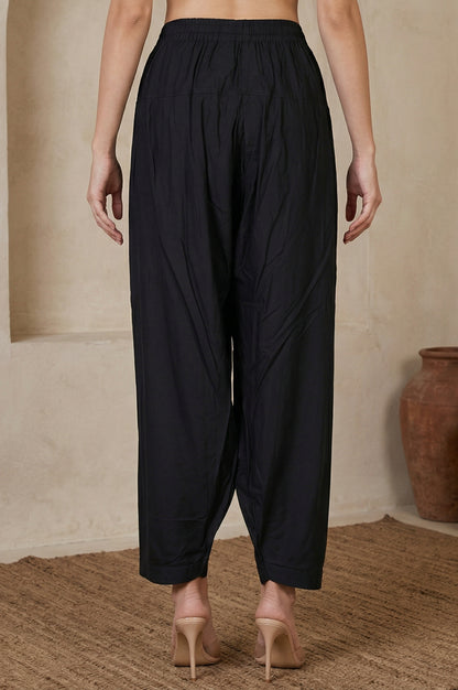 Black Solid Rayon Tapered Fit Ankle Length Patiala Salwar