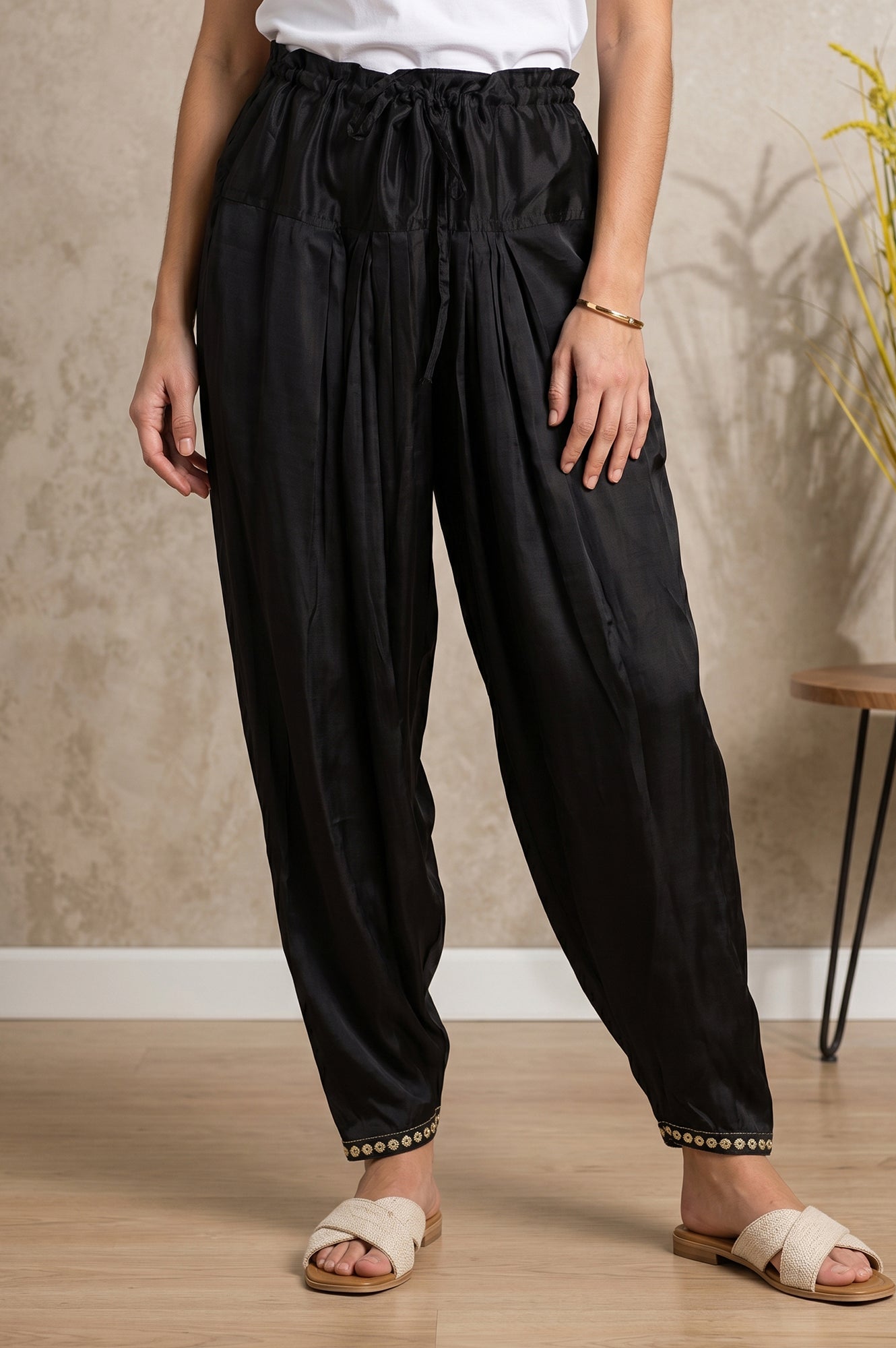 Black Relaxed Fit Patiala Salwar With Lace