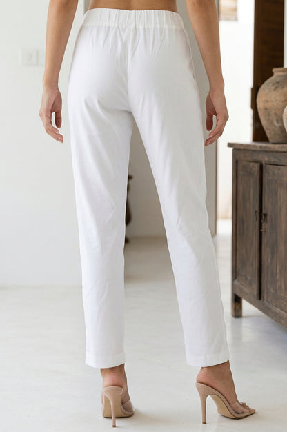 White Solid Cotton Blend Tapered Fit Ankle Length Trousers