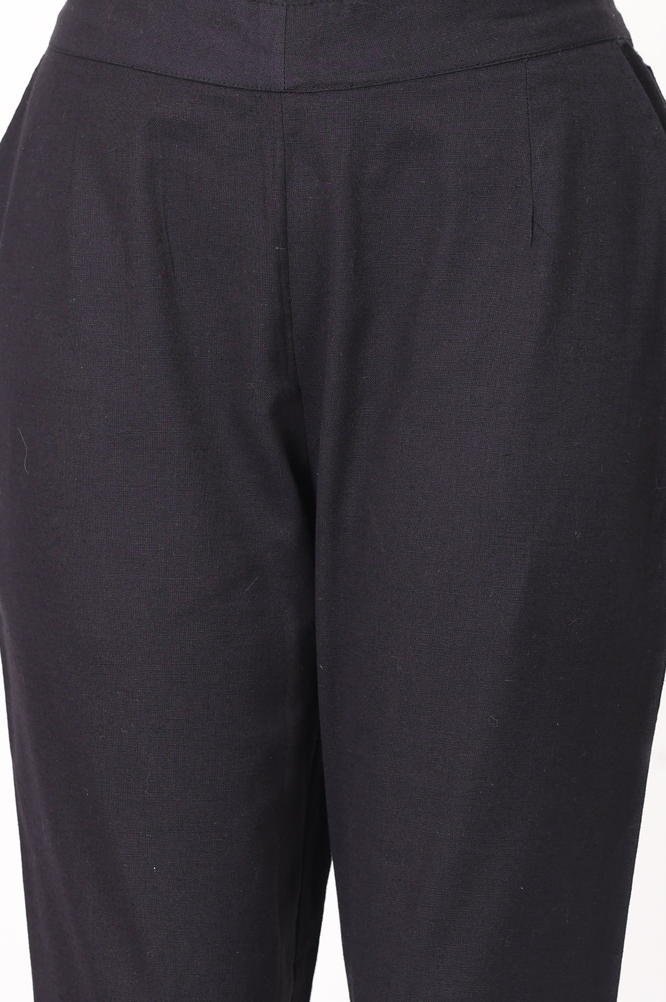 Black Straight Fit Ankle Length Mid Rise Trousers