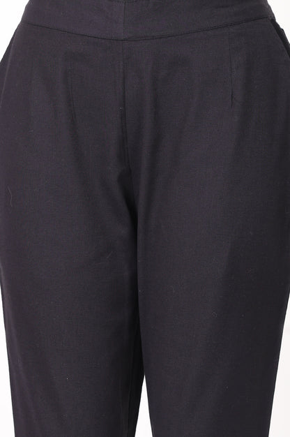 Black Straight Fit Ankle Length Mid Rise Trousers