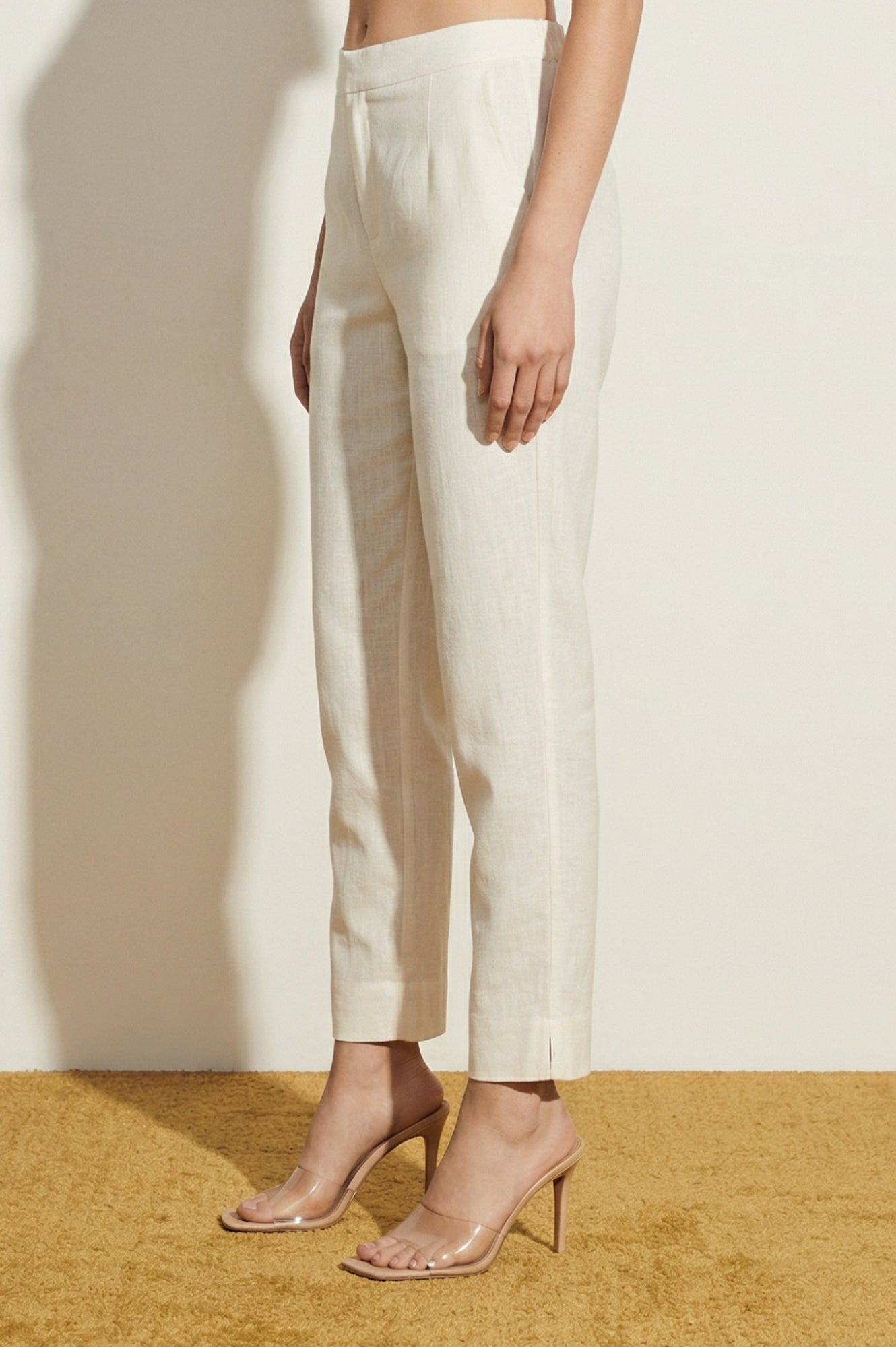 Off White Solid Cotton Flax Straight Fit Ankle Length Trousers