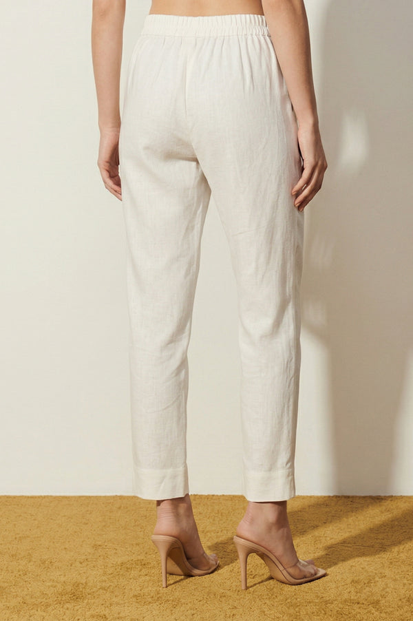Off White Solid Cotton Flax Straight Fit Ankle Length Trousers
