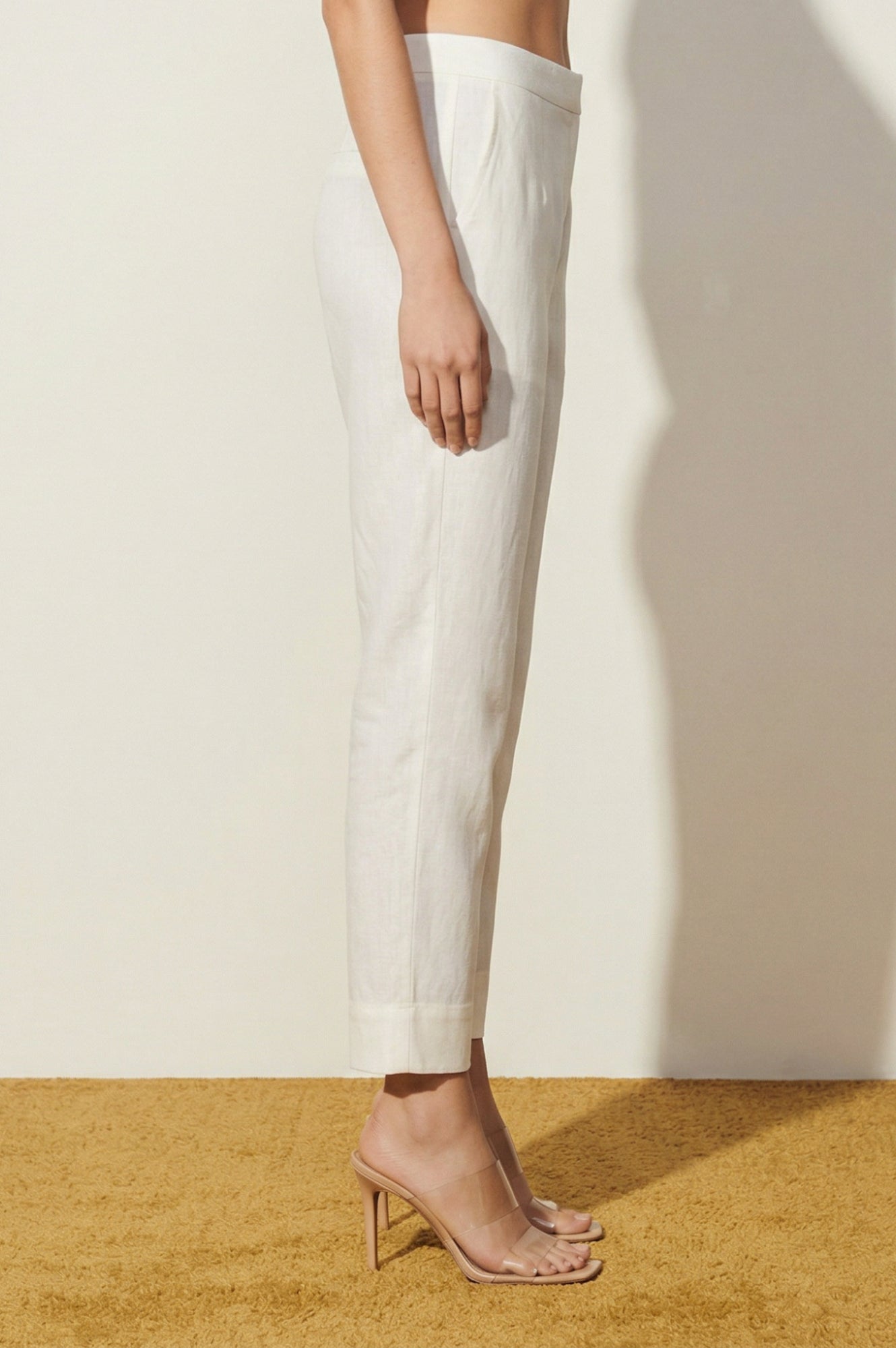 Off White Solid Cotton Flax Straight Fit Ankle Length Trousers