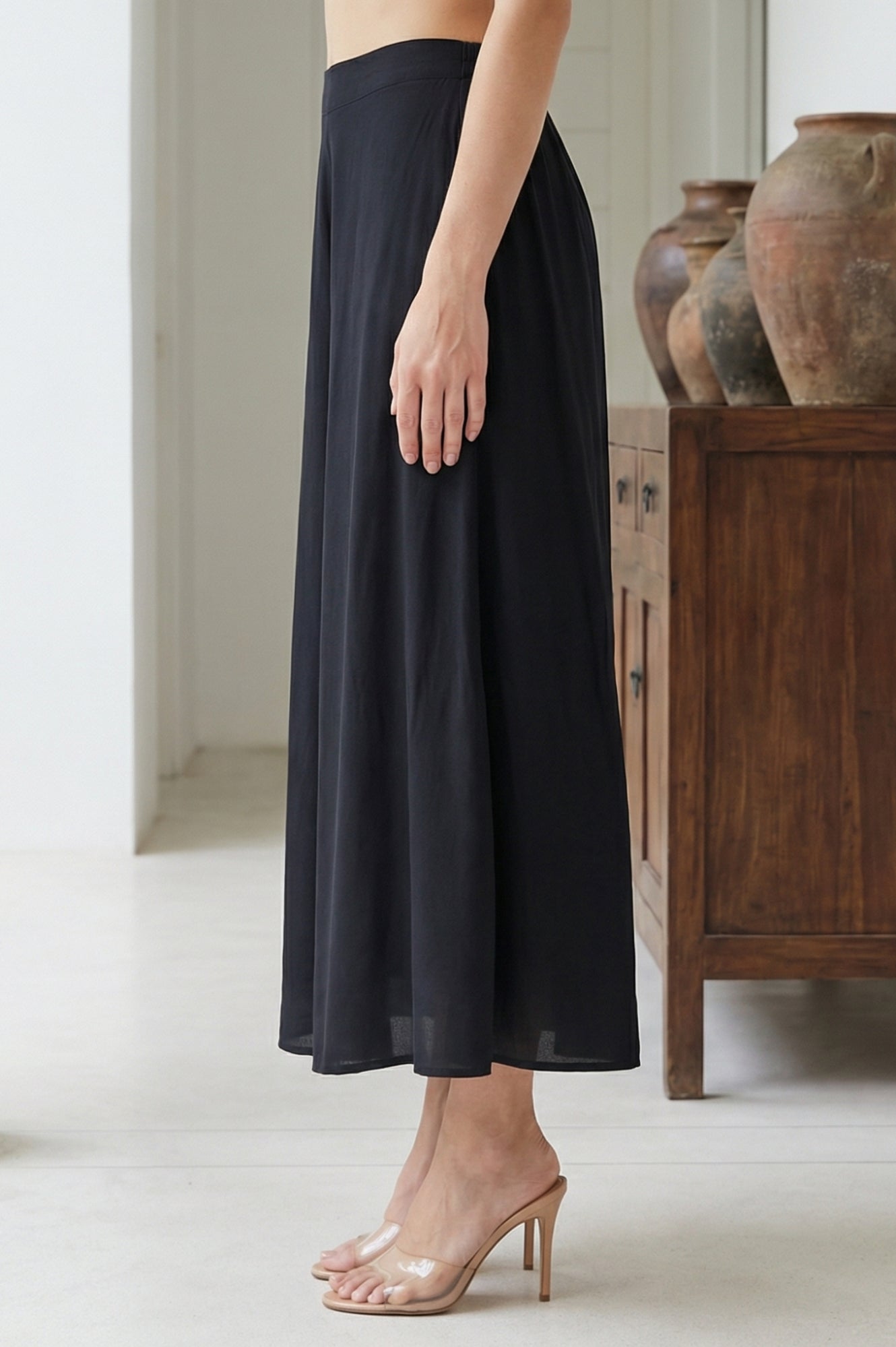 Black Solid Rayon Wide Leg Cullotes