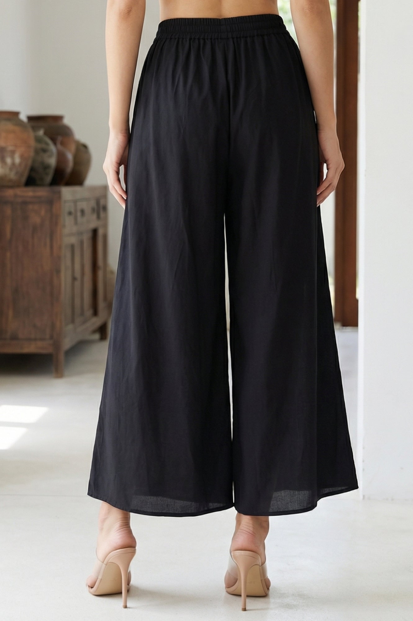Black Solid Rayon Wide Leg Cullotes