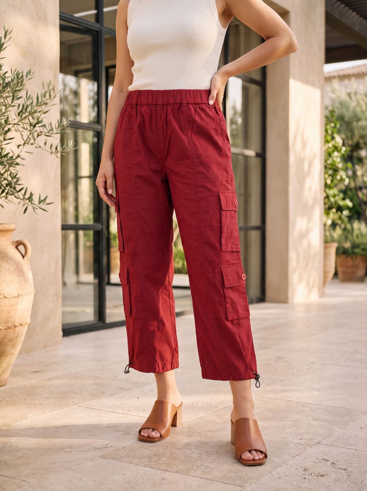 Maroon Solid Pure Cotton Ankle Length Cargo