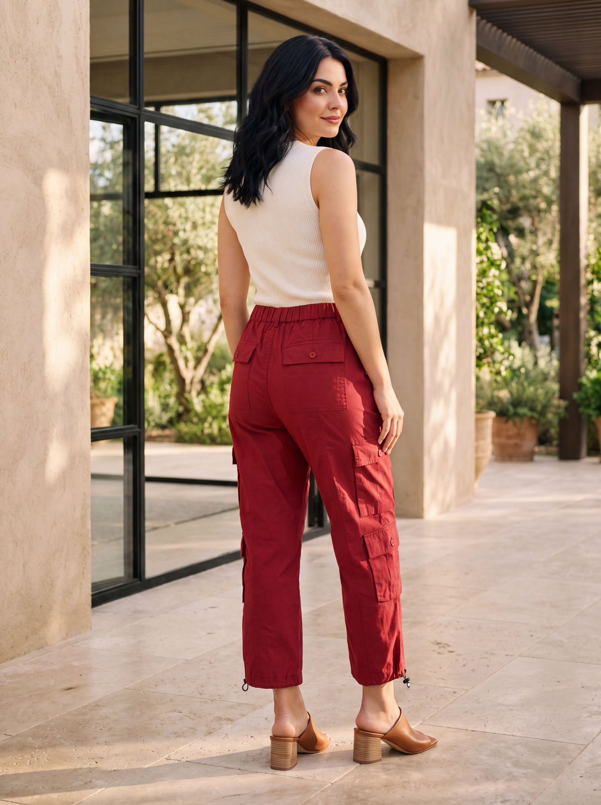 Maroon Solid Pure Cotton Ankle Length Cargo