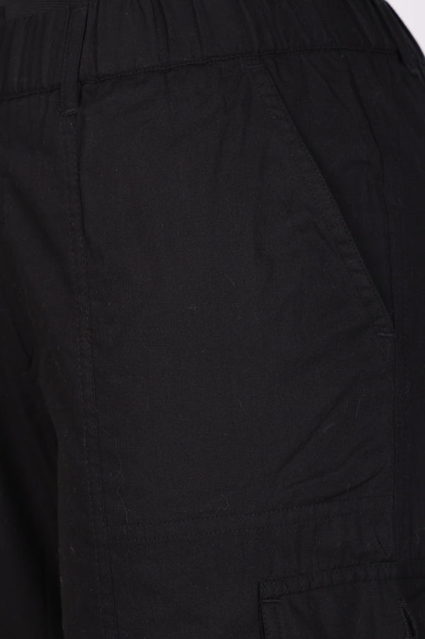 Black Solid Pure Cotton Ankle Length Cargo