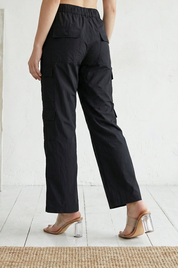 Black Solid Pure Cotton Ankle Length Cargo